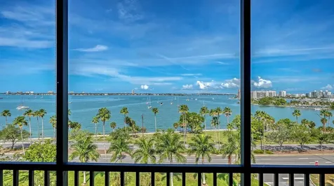 707 S Gulfstream Avenue Sarasota FL 34236