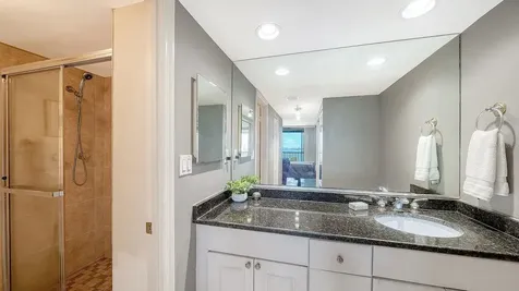 707 S Gulfstream Avenue Sarasota FL 34236