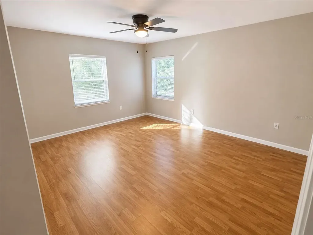 3522 W Price Avenue Tampa FL 33611