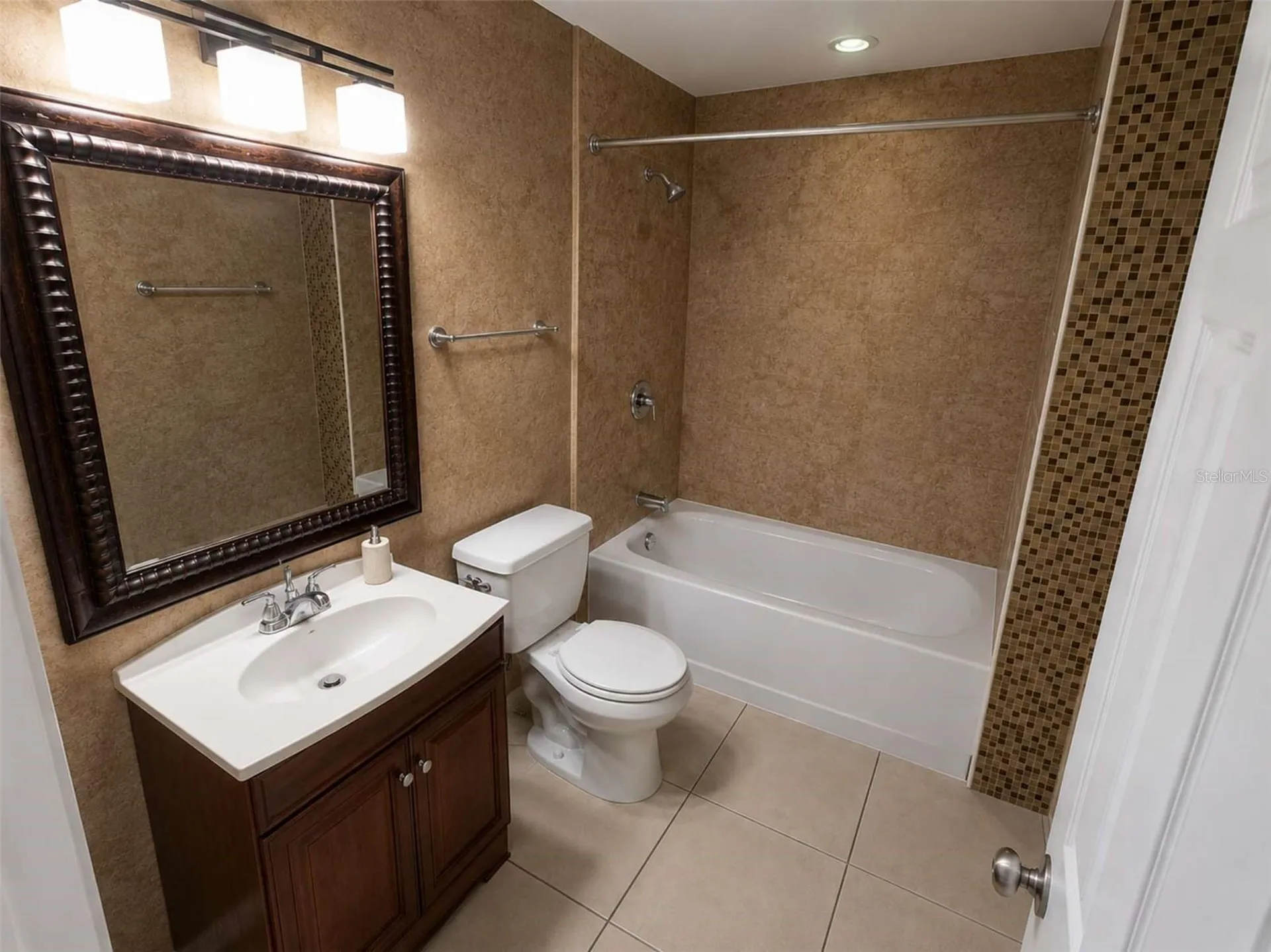 3522 W Price Avenue Tampa FL 33611