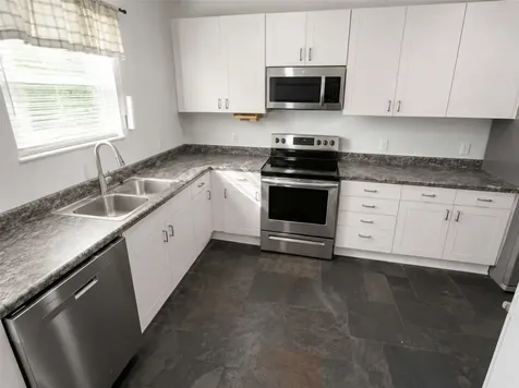 3522 W Price Avenue Tampa FL 33611