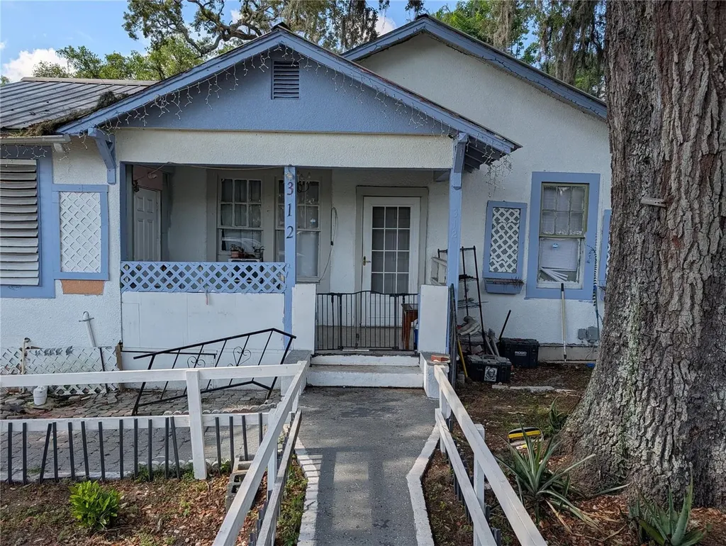 312 E 7th Street Apopka FL 32703