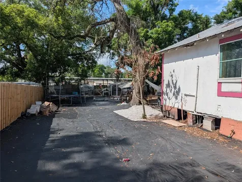 312 E 7th Street Apopka FL 32703