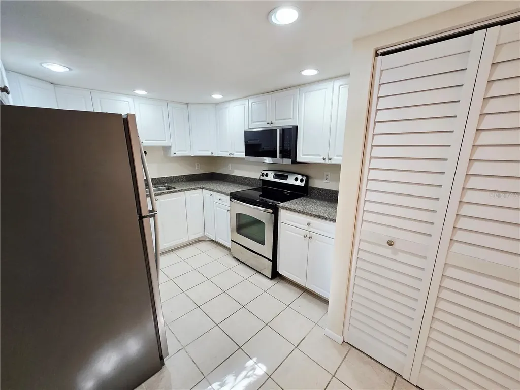 1225 56th Street W Bradenton FL 34209
