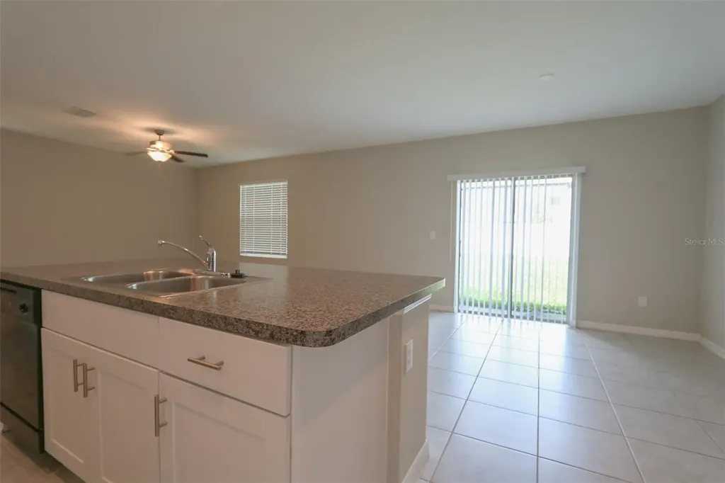 3715 Daisy Bloom Place Tampa FL 33619