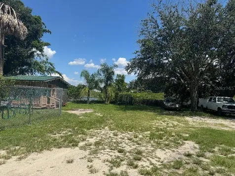 812 Us Highway 17 92 S Davenport FL 33837
