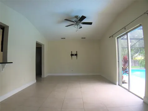 1927 E Lake Drive Casselberry FL 32707