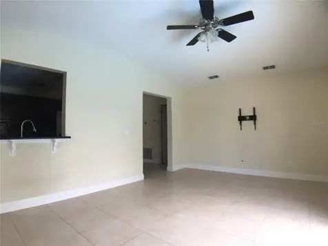 1927 E Lake Drive Casselberry FL 32707