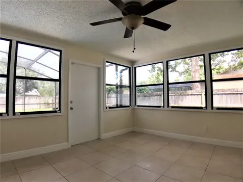 1927 E Lake Drive Casselberry FL 32707