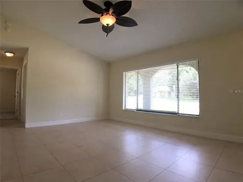 1927 E Lake Drive Casselberry FL 32707