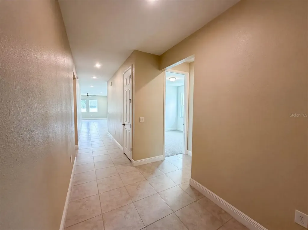 528 Bellissimo Place Howey In The Hills FL 34737