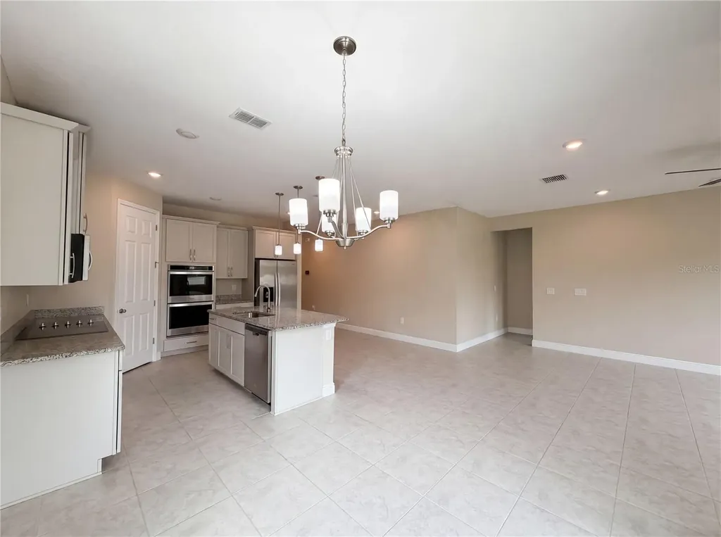 528 Bellissimo Place Howey In The Hills FL 34737
