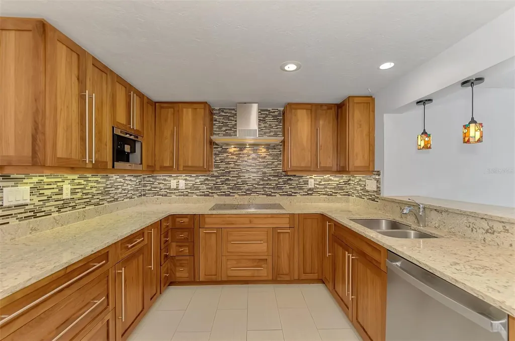 1110 Carmella Circle Sarasota FL 34243