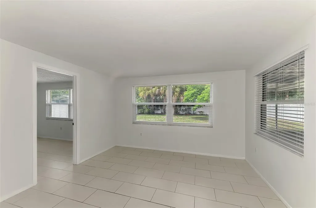 1110 Carmella Circle Sarasota FL 34243