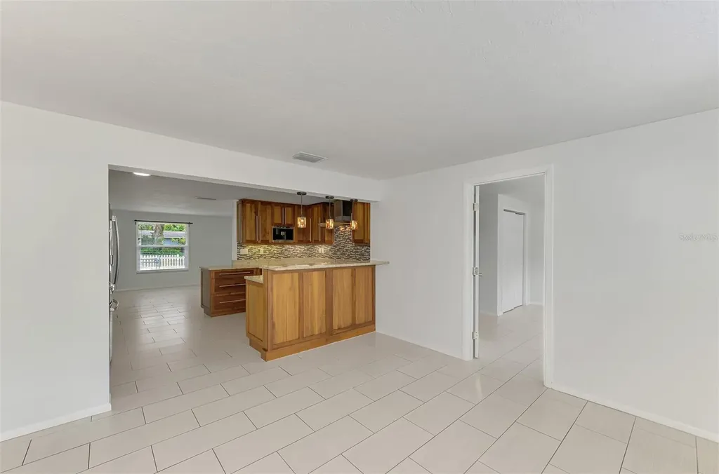 1110 Carmella Circle Sarasota FL 34243