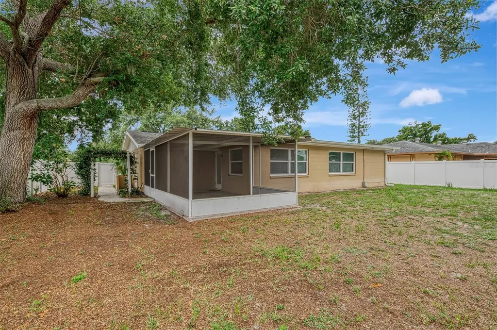 1110 Carmella Circle Sarasota FL 34243