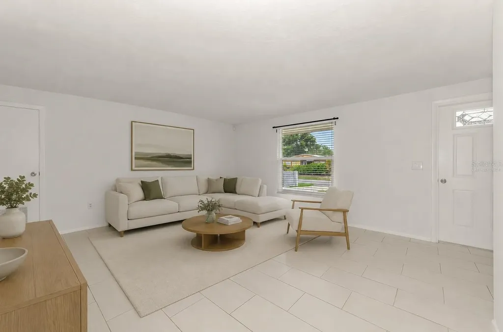 1110 Carmella Circle Sarasota FL 34243