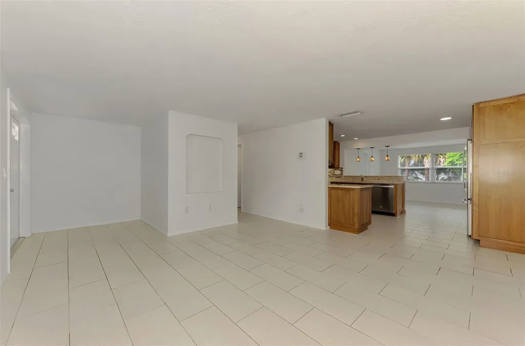 1110 Carmella Circle Sarasota FL 34243