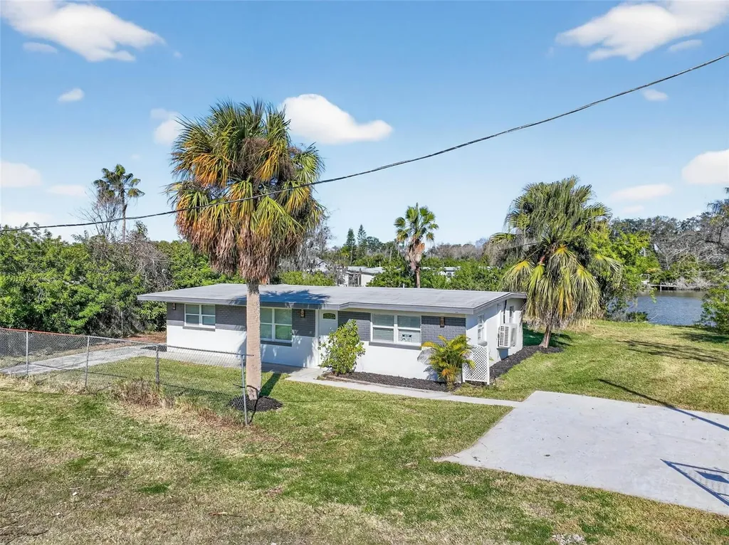 4505 Cottonwood Drive New Port Richey FL 34652