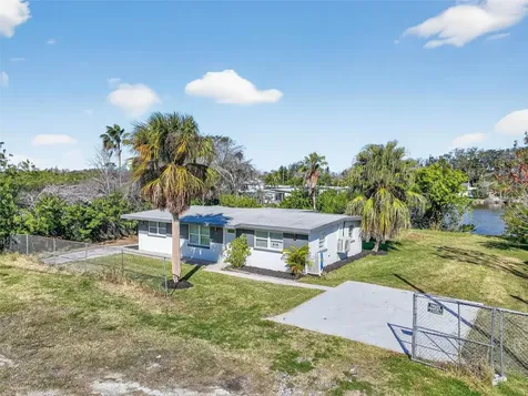 4505 Cottonwood Drive New Port Richey FL 34652