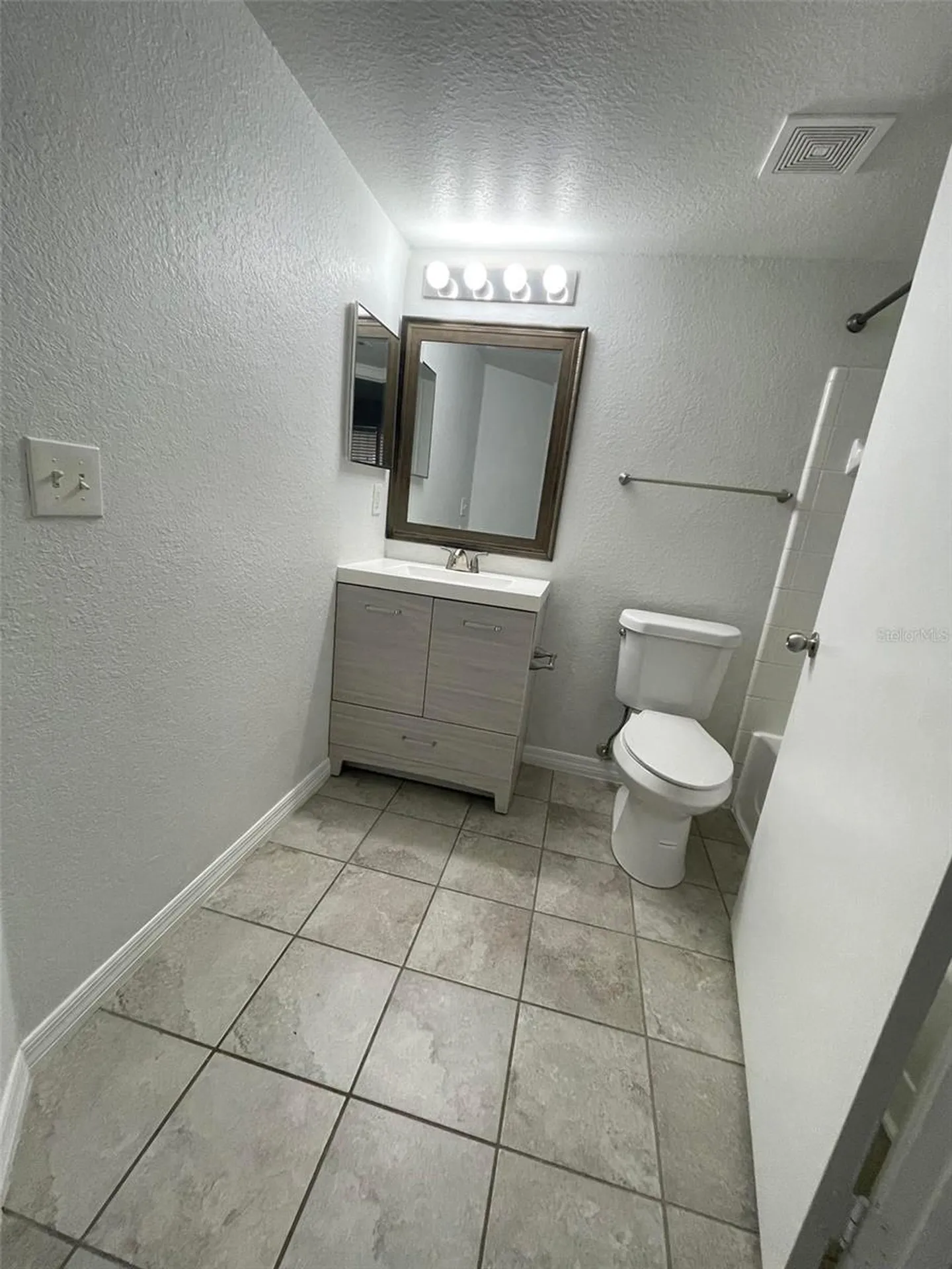 2206 Antigua Place Kissimmee FL 34741
