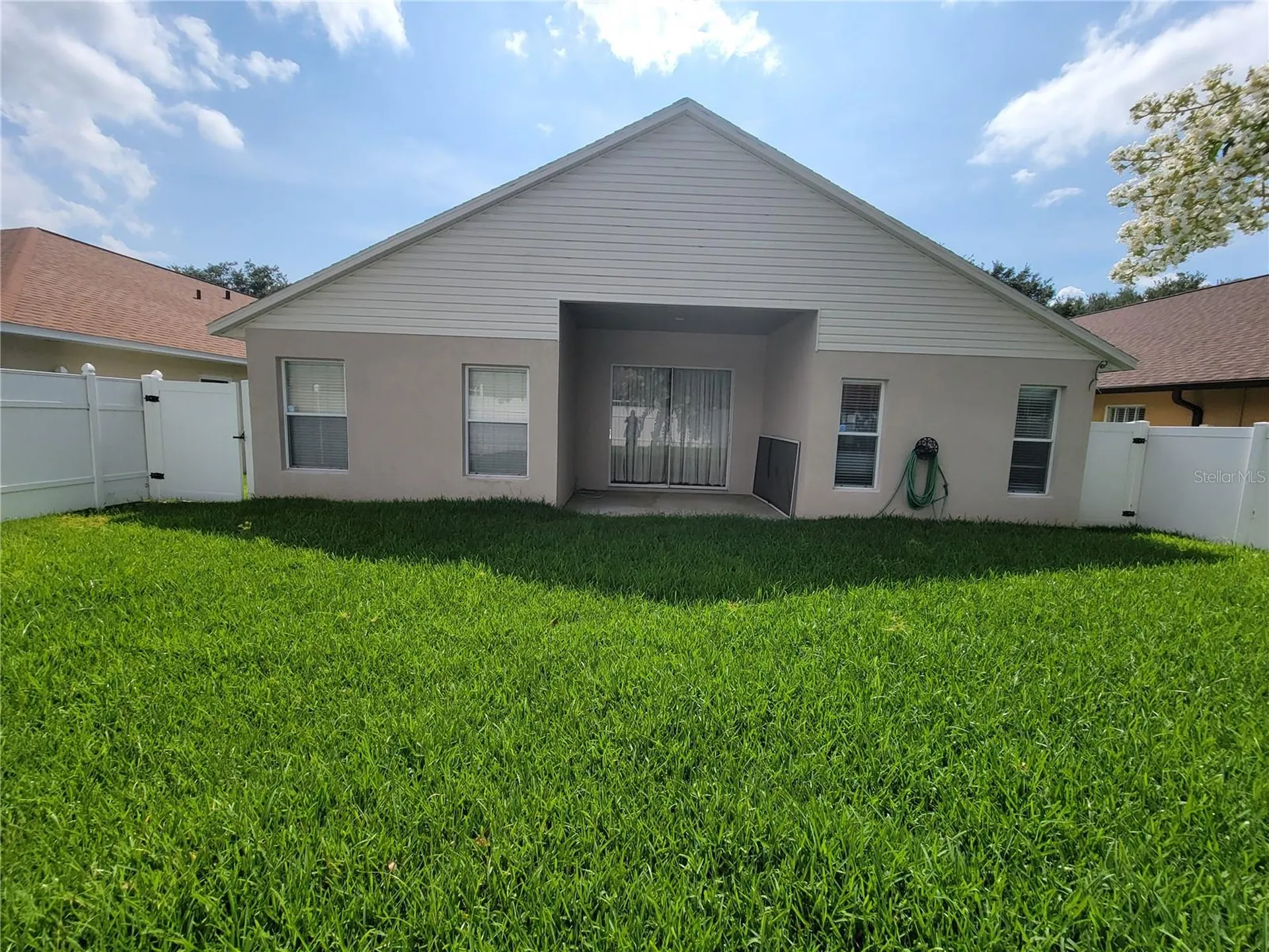 1125 Lumsden Pointe Boulevard Valrico FL 33594