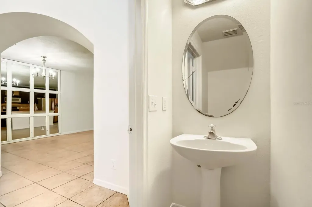 1048 Tullamore Drive Wesley Chapel FL 33543