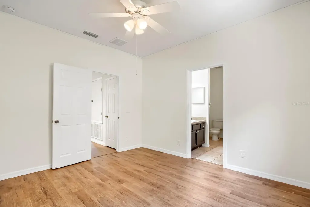 1048 Tullamore Drive Wesley Chapel FL 33543