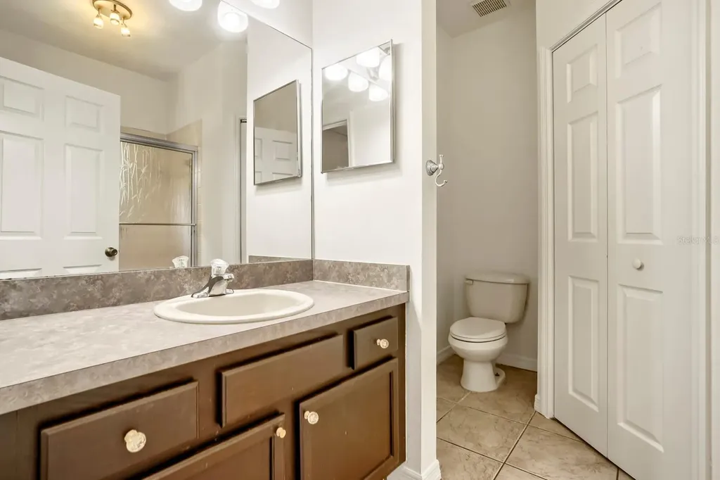 1048 Tullamore Drive Wesley Chapel FL 33543