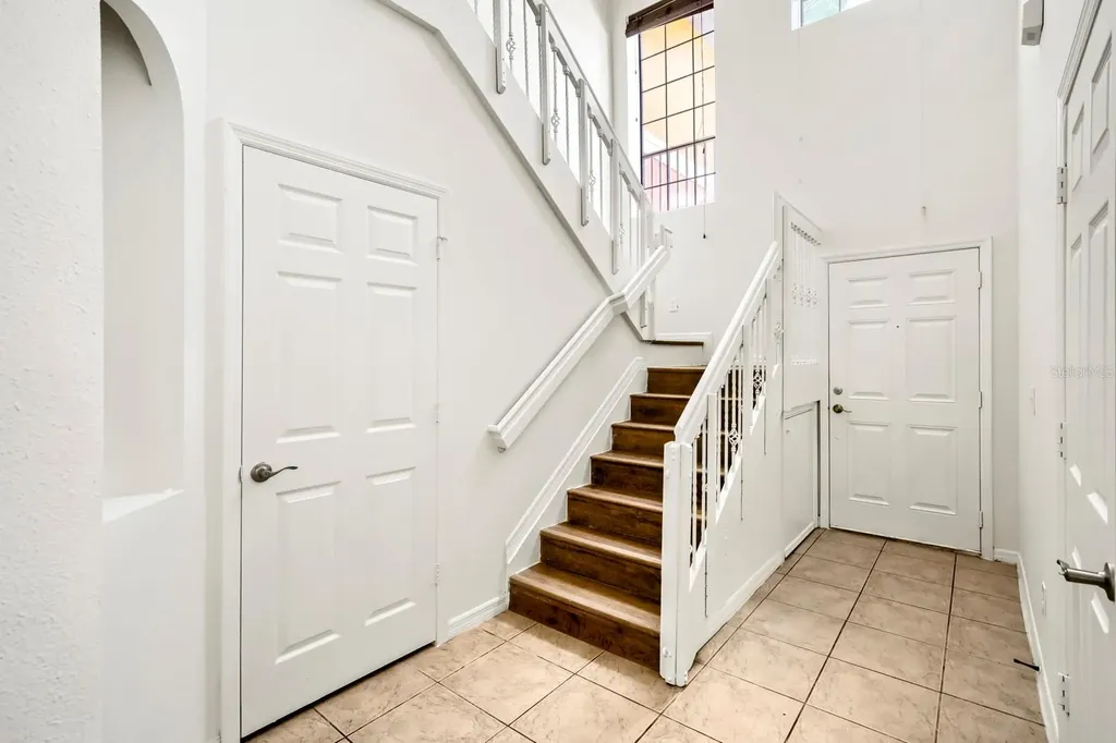 1048 Tullamore Drive Wesley Chapel FL 33543