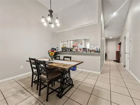 3426 SW Laurel Dale Drive Tampa FL 33618