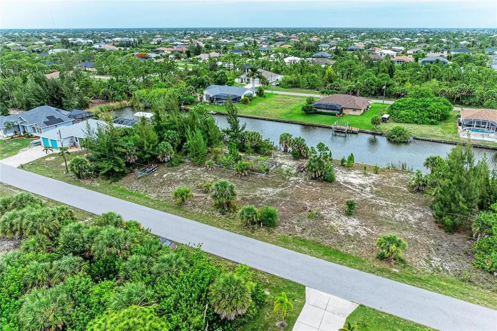 15100 Lyneburg Avenue Port Charlotte FL 33981