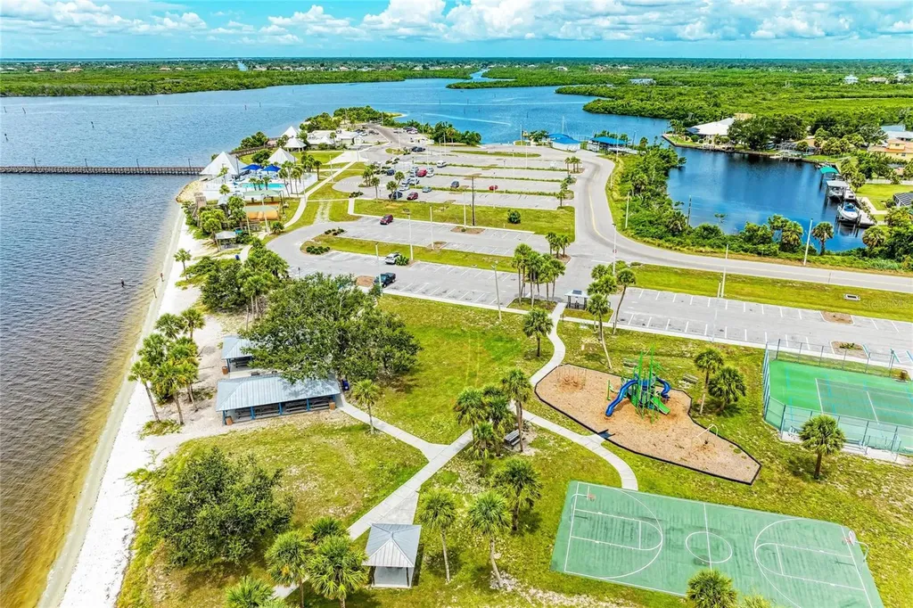 15100 Lyneburg Avenue Port Charlotte FL 33981