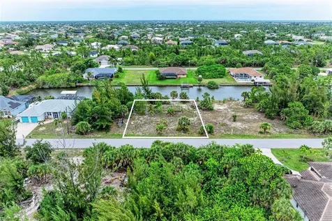 15100 Lyneburg Avenue Port Charlotte FL 33981