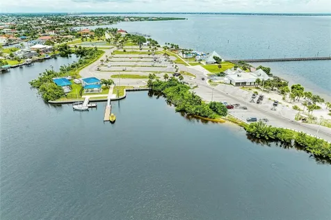 15100 Lyneburg Avenue Port Charlotte FL 33981