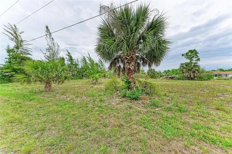 15100 Lyneburg Avenue Port Charlotte FL 33981