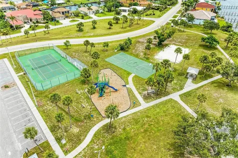 15100 Lyneburg Avenue Port Charlotte FL 33981