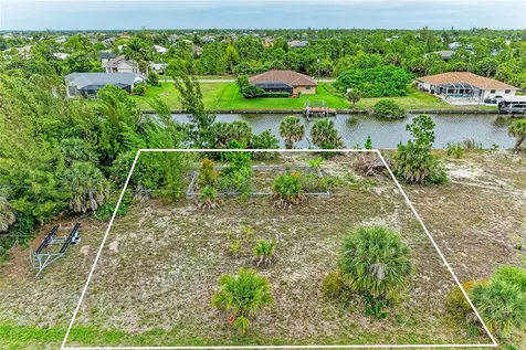 15100 Lyneburg Avenue Port Charlotte FL 33981