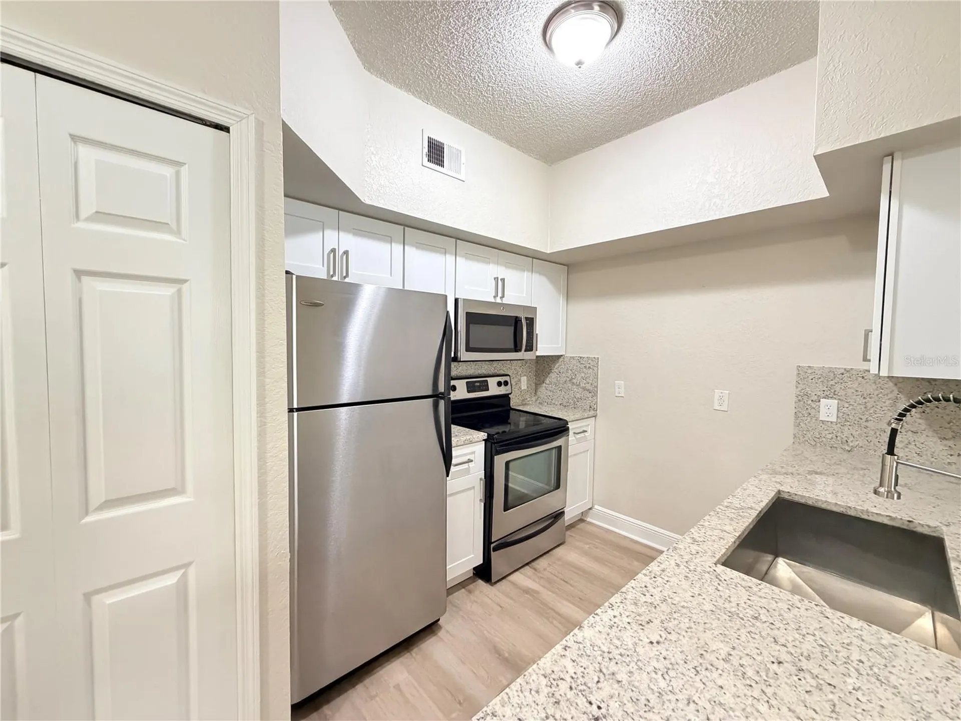 13015 Plantation Park Circle Orlando FL 32821