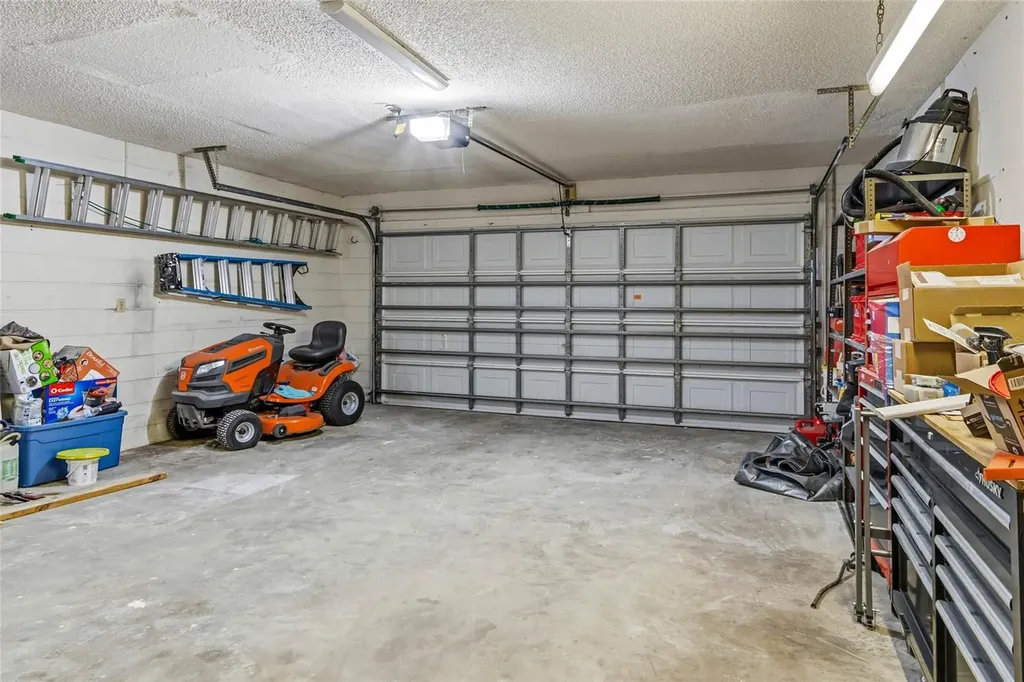 5262 Woodridge Lane NW Spring Hill FL 34609