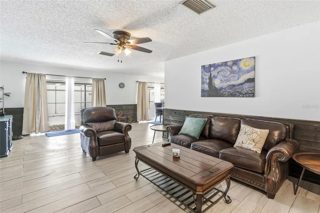 5262 Woodridge Lane NW Spring Hill FL 34609