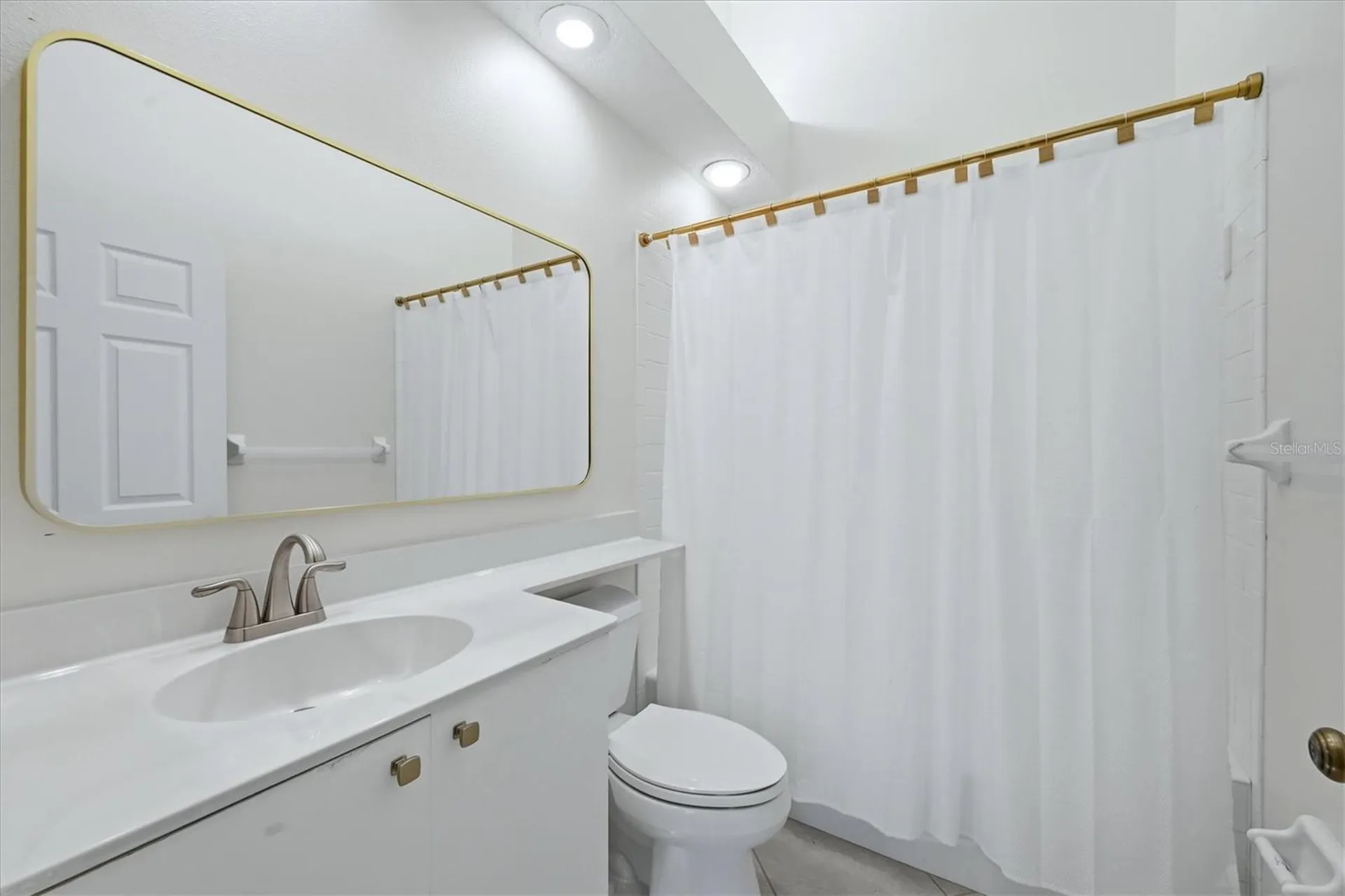 7630 Whitebridge Glen Bradenton FL 34201