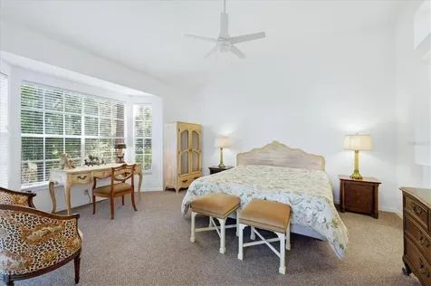 7630 Whitebridge Glen Bradenton FL 34201
