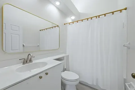 7630 Whitebridge Glen Bradenton FL 34201