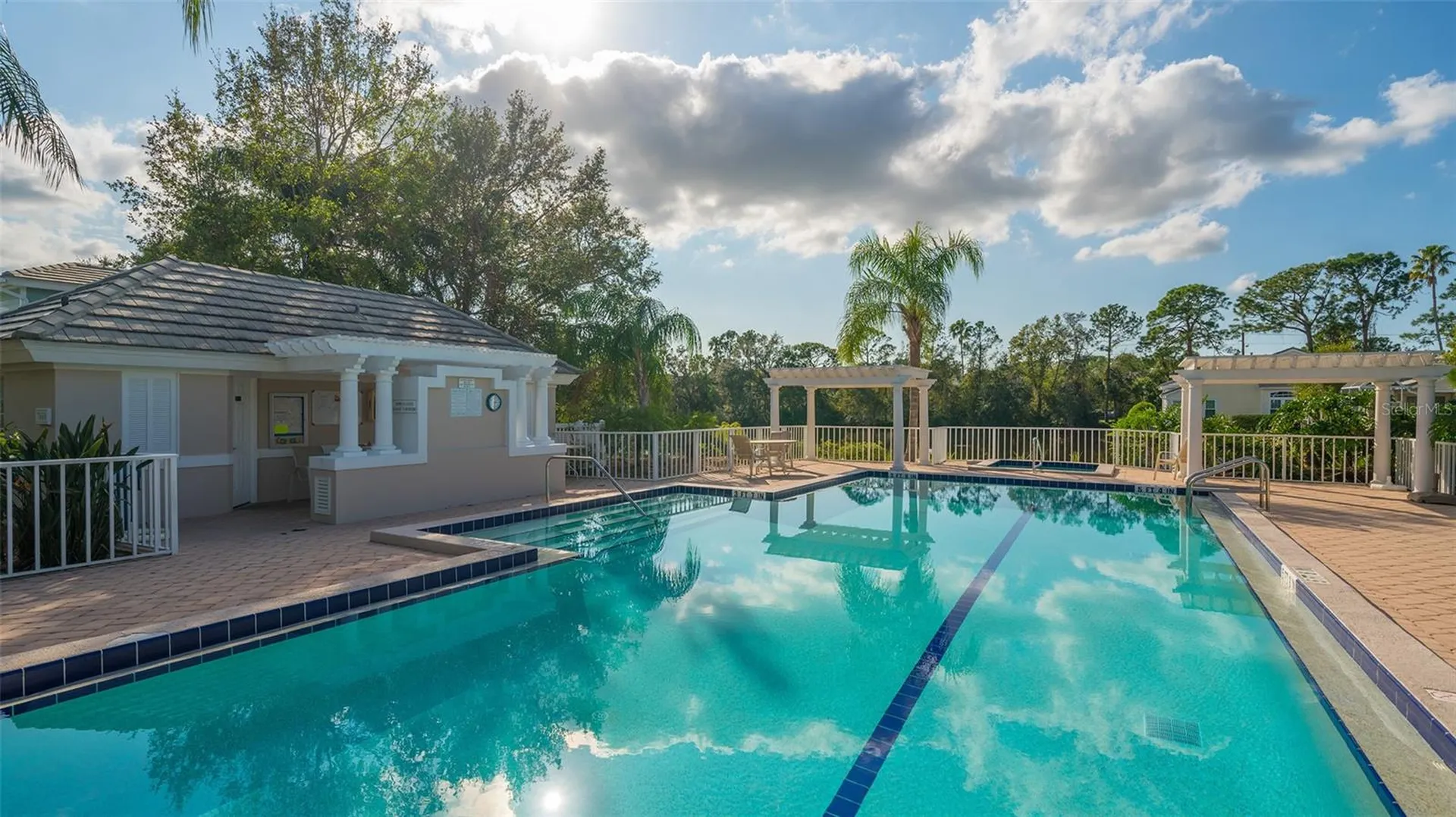 7630 Whitebridge Glen University Park FL 34201