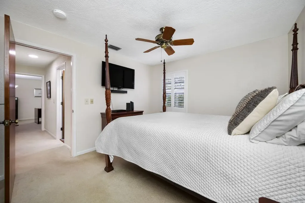 2827 Pheasant Run Clearwater FL 33759