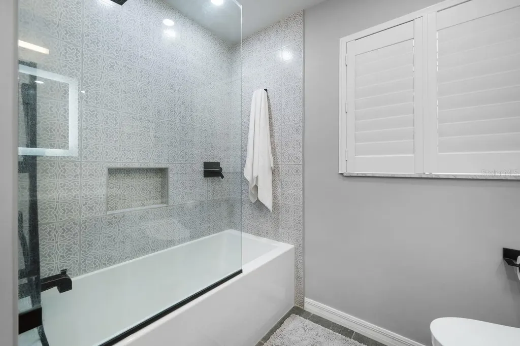 2827 Pheasant Run Clearwater FL 33759