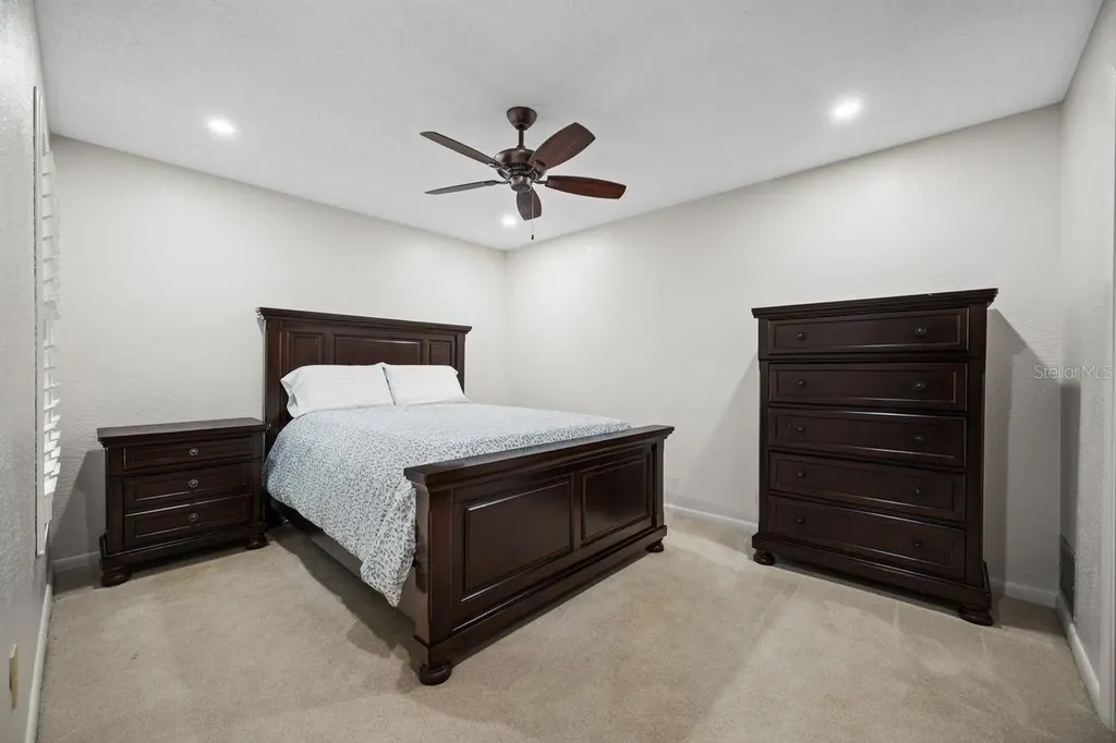 2827 Pheasant Run Clearwater FL 33759