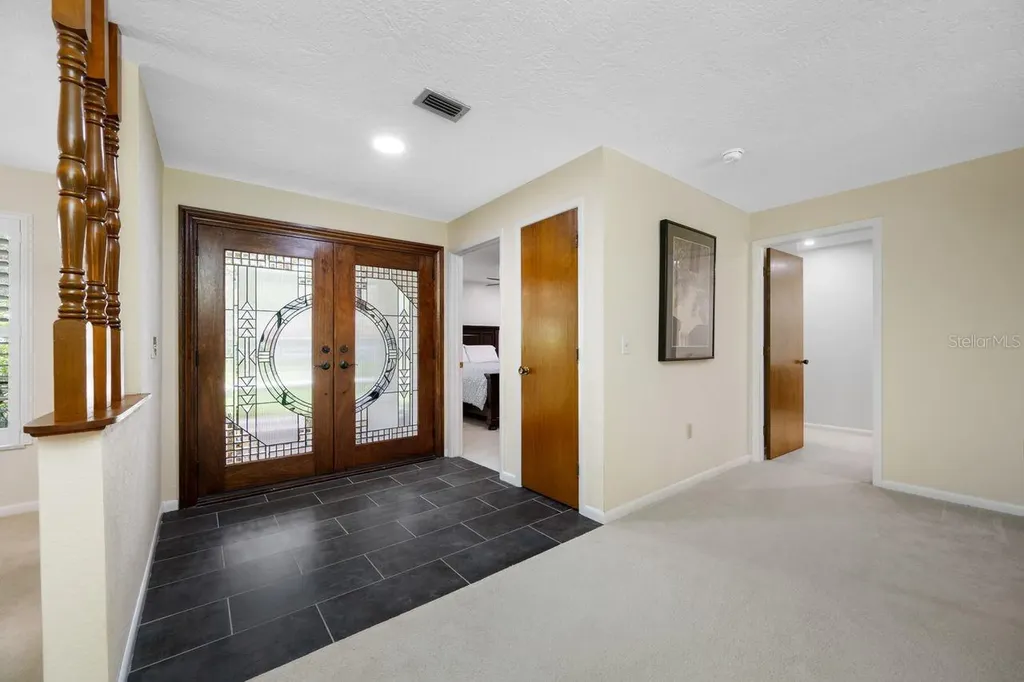 2827 Pheasant Run Clearwater FL 33759