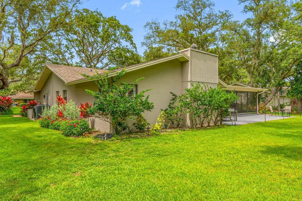 2827 Pheasant Run Clearwater FL 33759